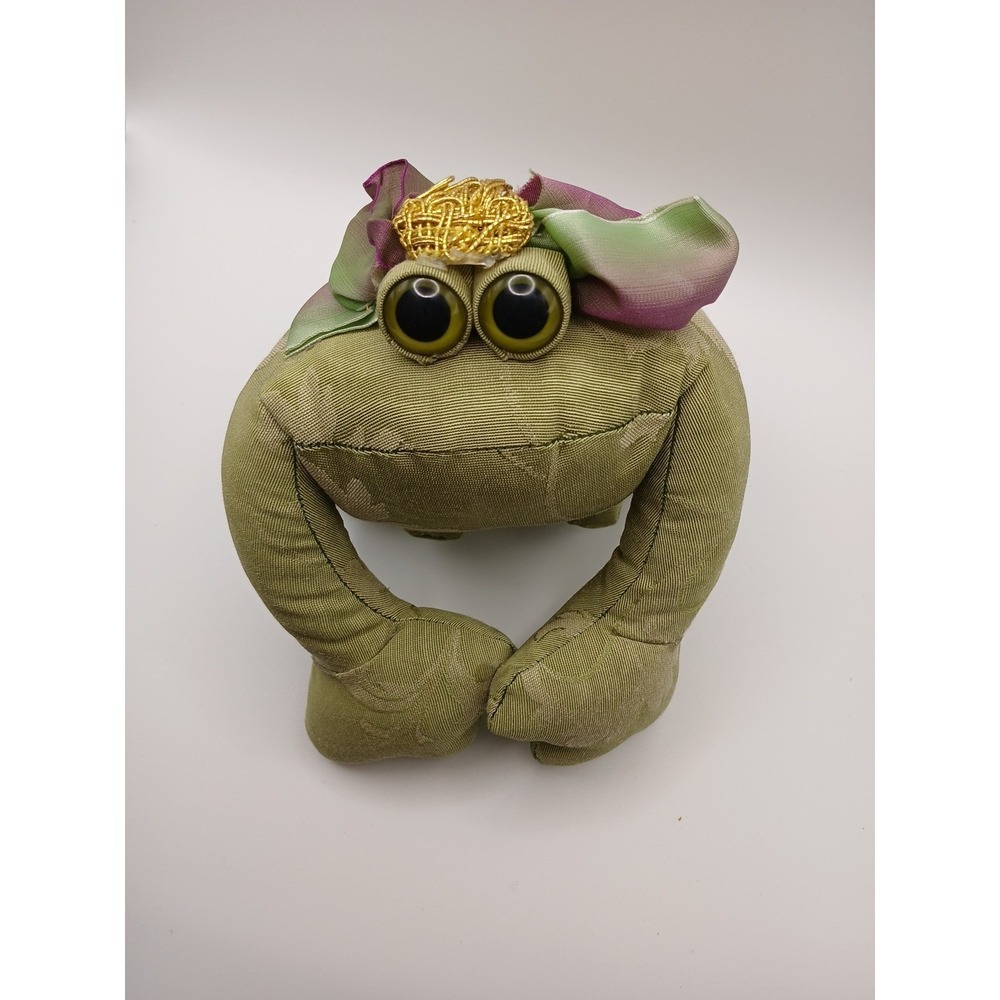 Plush Frog Tiara Crown and Bow Brocade 5" x 5" x 5" Decorative Toad Green